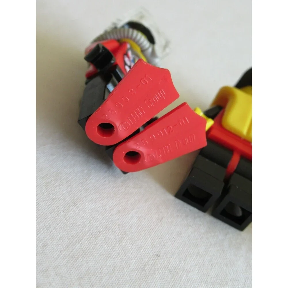LEGO Vintage Minifigure Lot of 5 Scuba Divers Vintage 6441 Flippers Life Vest